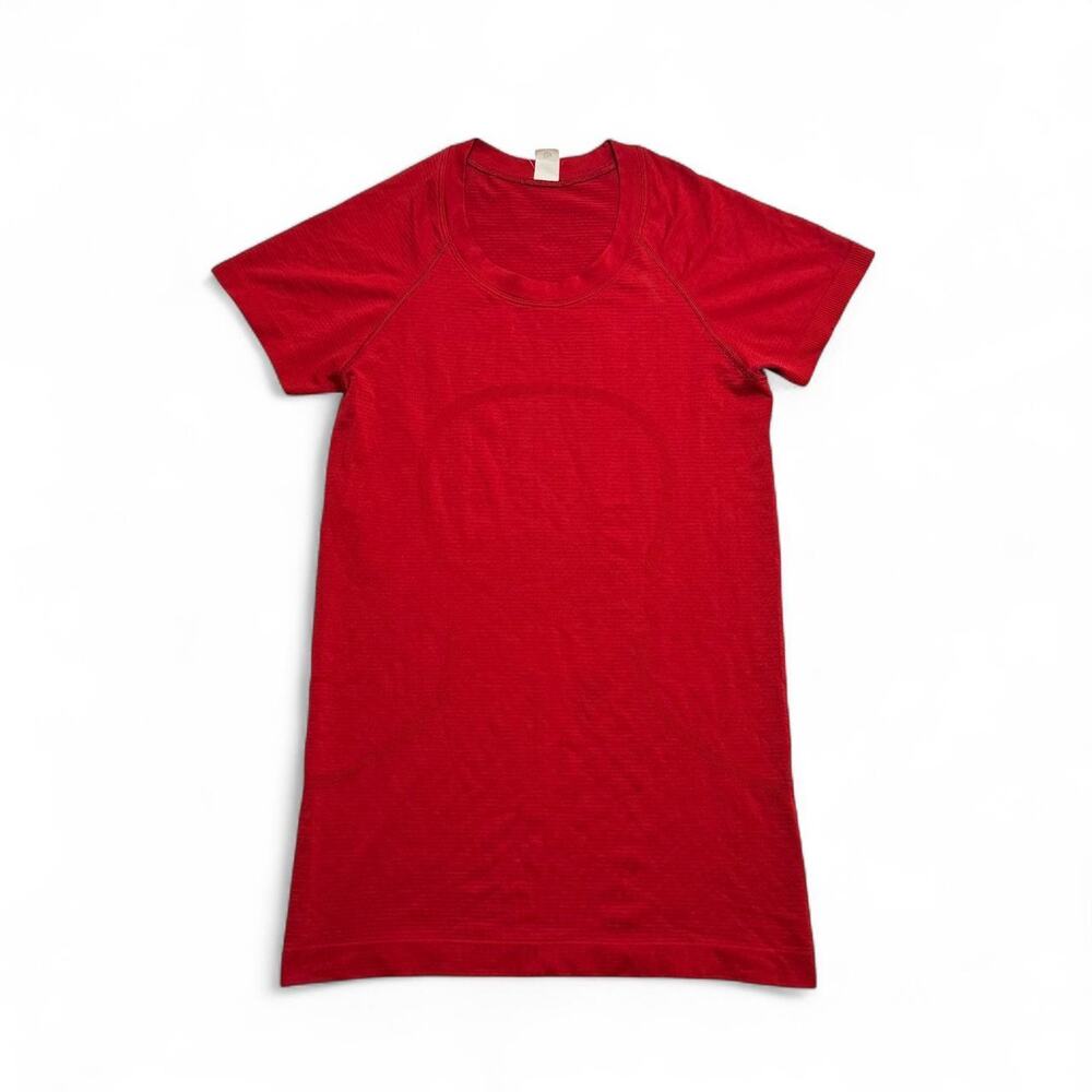 Lululemon Red Fitted Swiftly Tech short sleeve Top in red size 4 full length